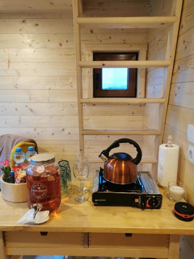 Střítež Treehome Tinyhouse المظهر الخارجي الصورة